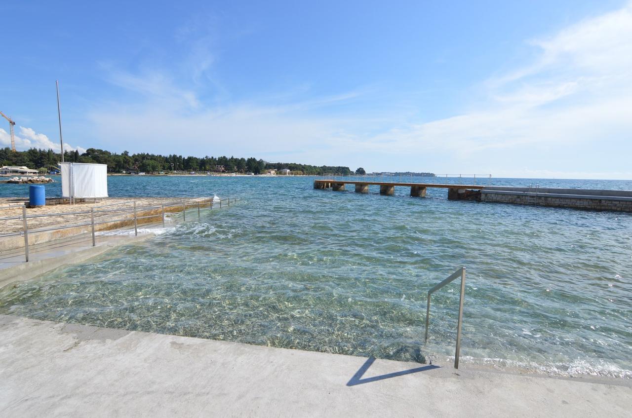 Apartmani Dekovic Materada Porec Exterior photo