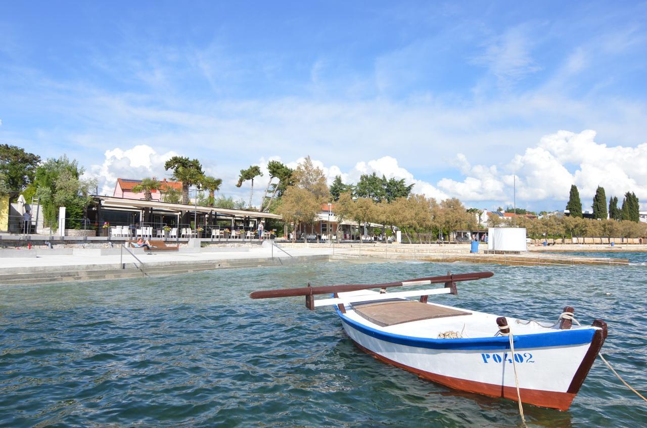 Apartmani Dekovic Materada Porec Exterior photo