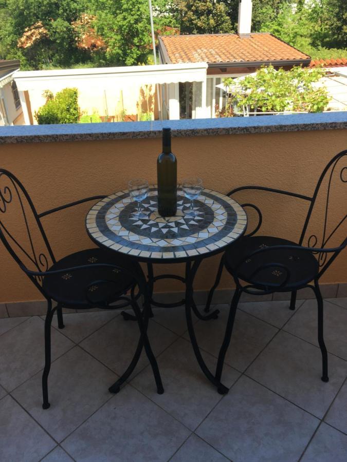 Apartmani Dekovic Materada Porec Exterior photo